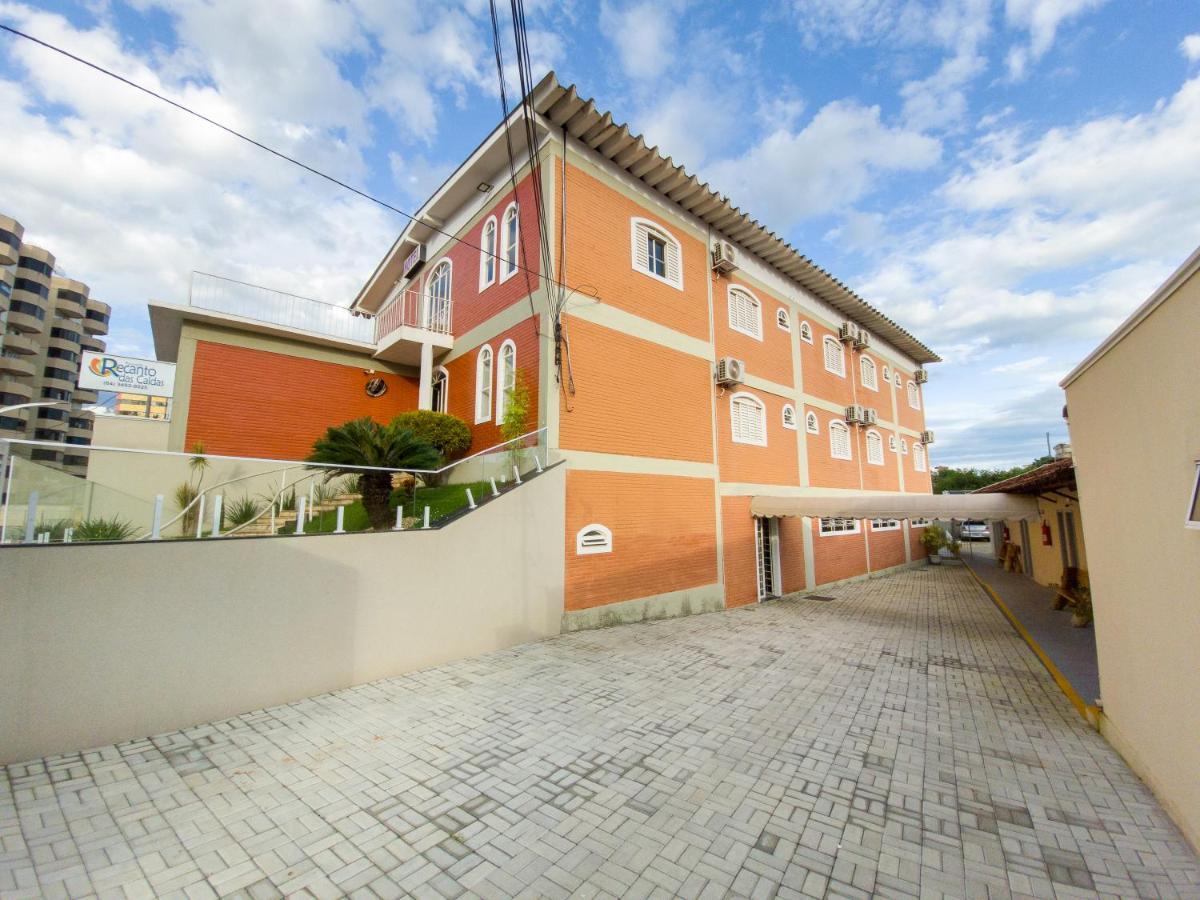 Pousada Recanto Das Caldas กัลดัสโนวัส ภายนอก รูปภาพ