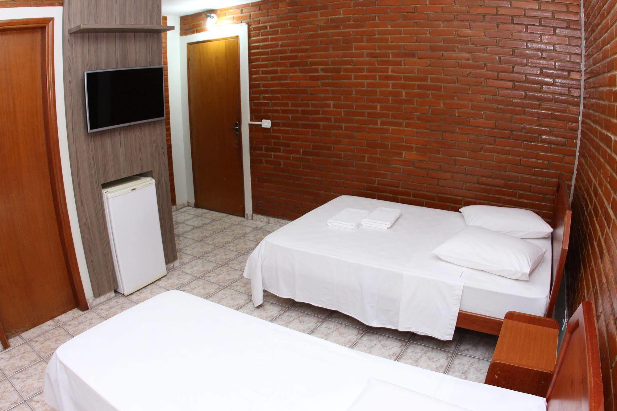 Pousada Recanto Das Caldas กัลดัสโนวัส ภายนอก รูปภาพ