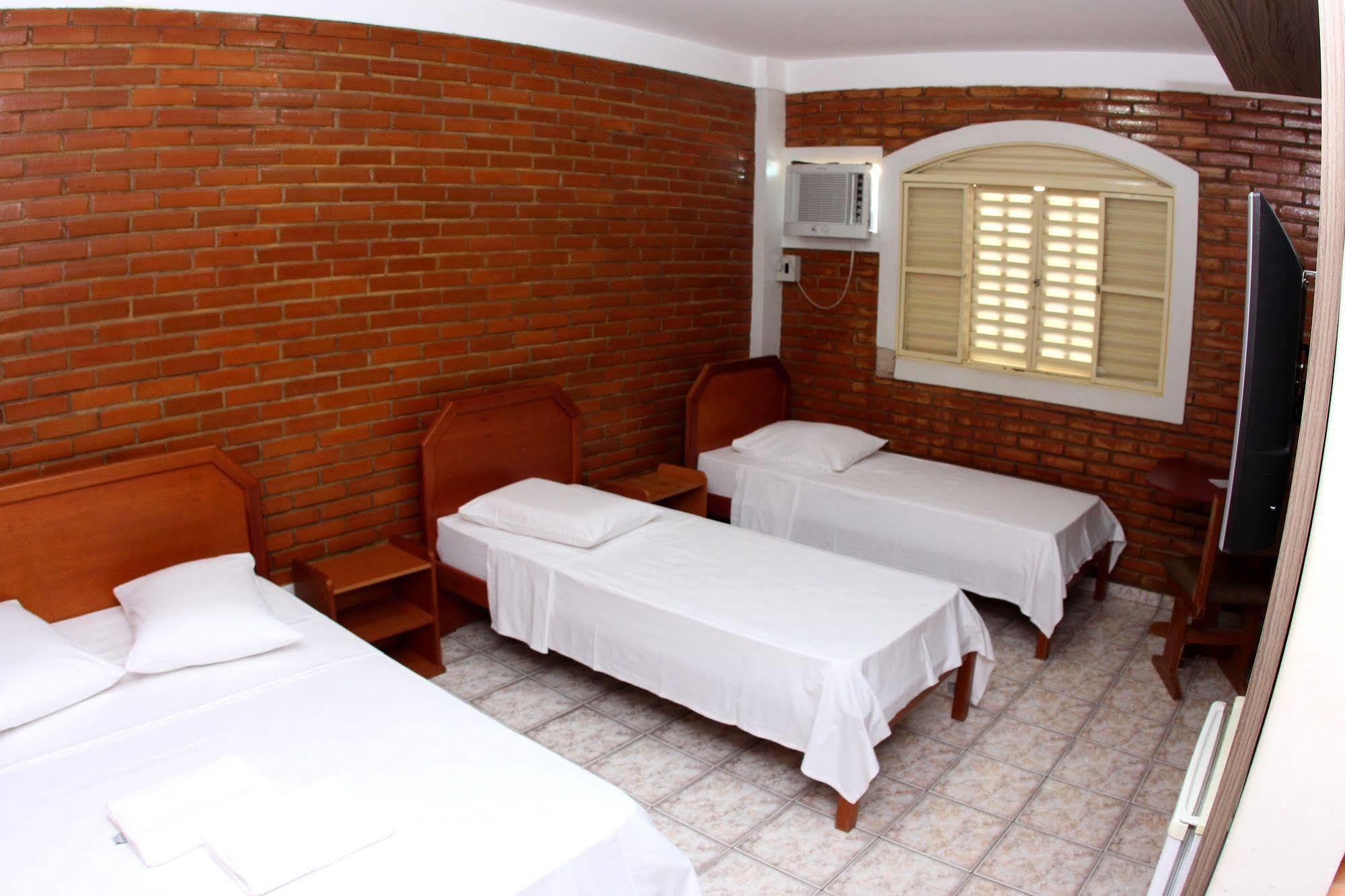 Pousada Recanto Das Caldas กัลดัสโนวัส ภายนอก รูปภาพ